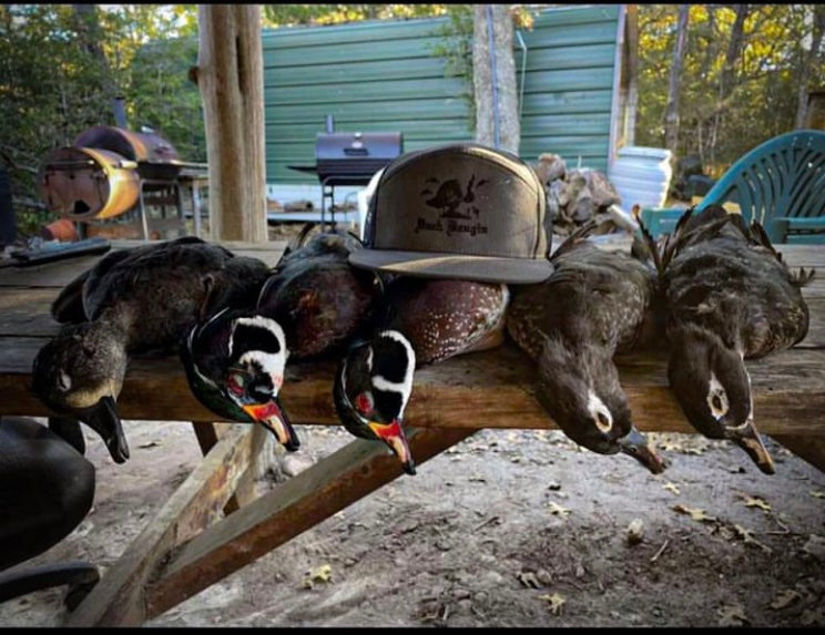 Black & Grey 7 panel Richardson logo hat